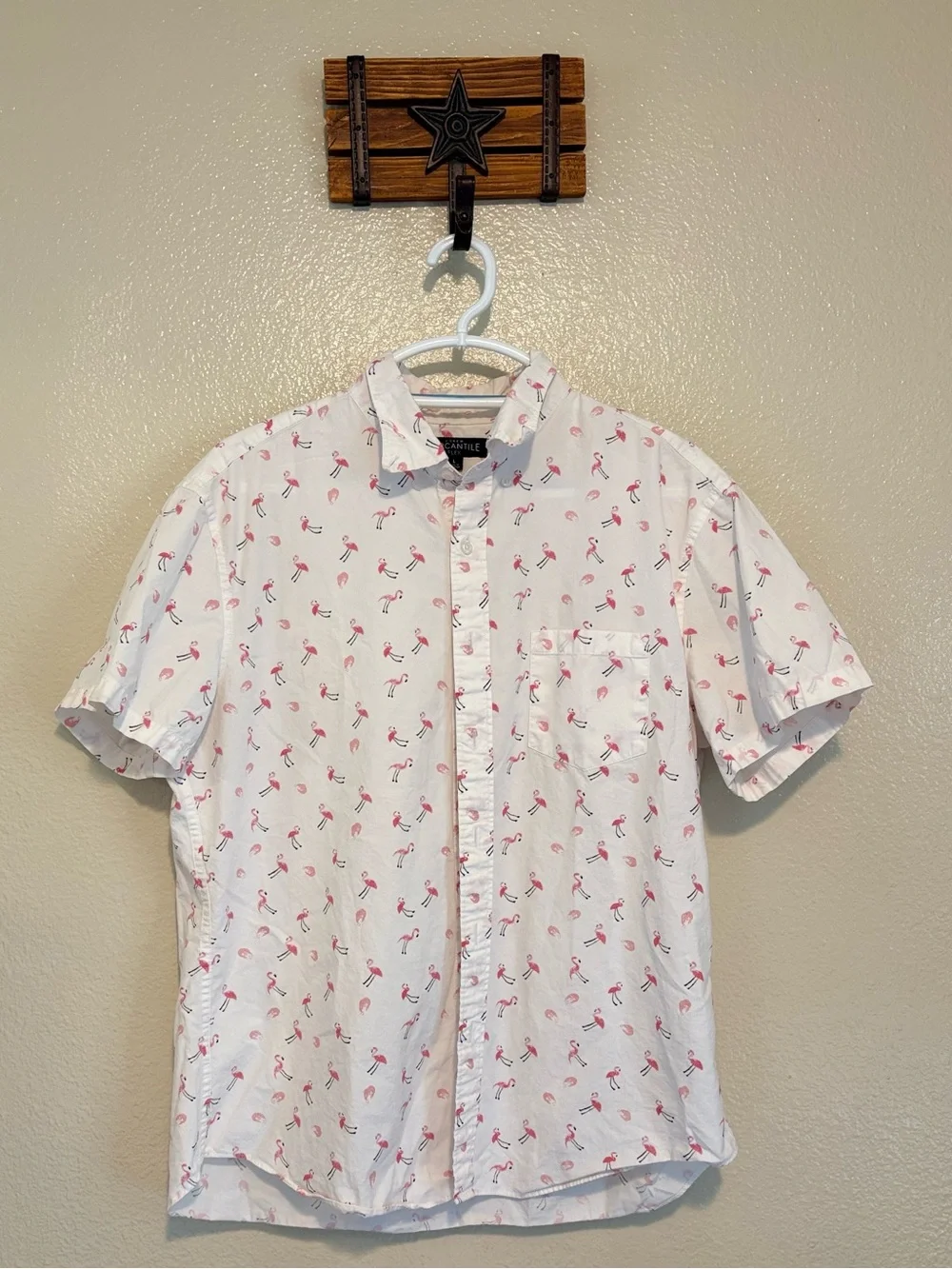 J Crew Mercantile Flex Flamingos Shrimp Short Sleeve Button Down Shirt size L
